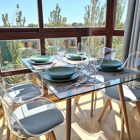 Madrid Wanda Aeropuerto Ifema Plenilunio Dy Apartment Luaran gambar