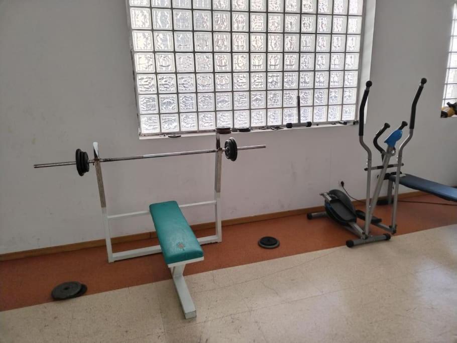 Madrid Wanda Aeropuerto Ifema Plenilunio Dy Apartment Luaran gambar